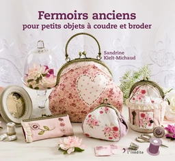 Fermoirs anciens pour petits objets à coudre et broder